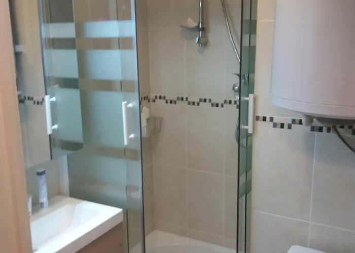 Apartman Les Airelles 2 Adultes 2 Enfants Parking Casier A Skis Balcon Vue --location Toutes Saisons-- *